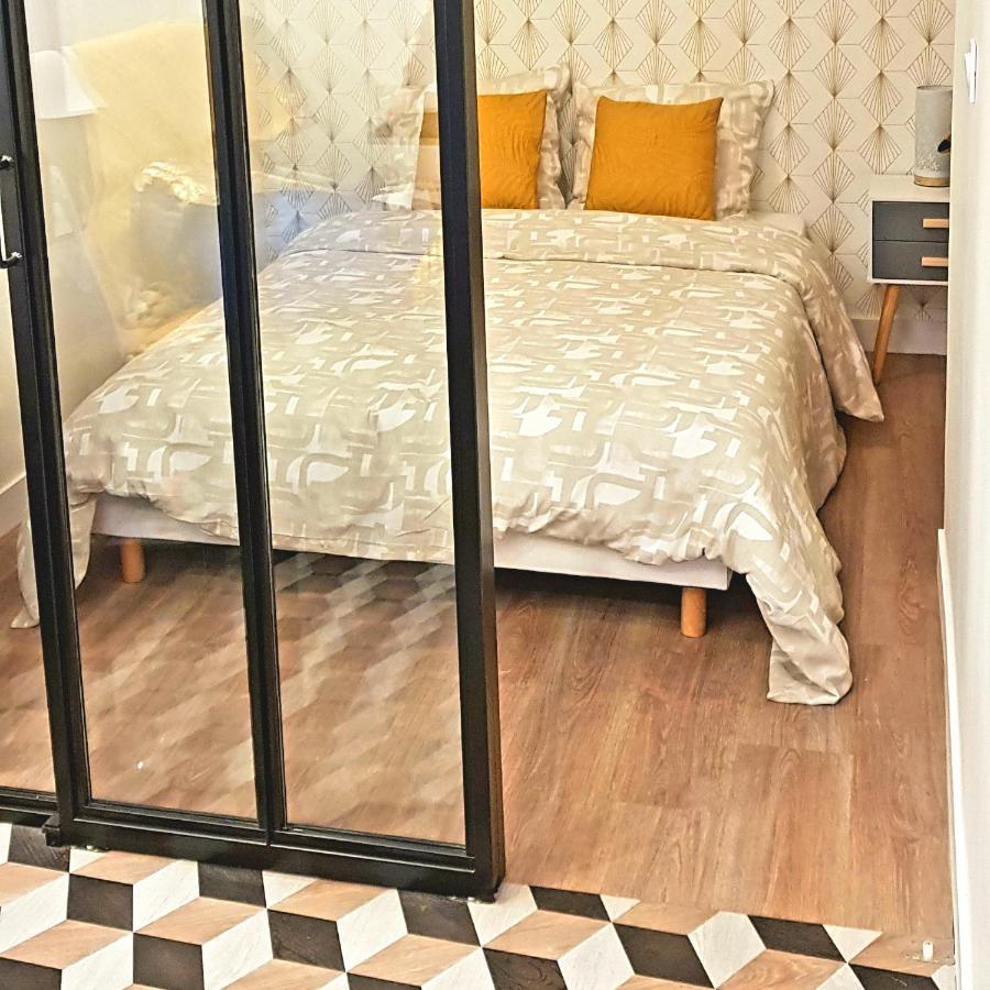 Au Bout Du Pont De Fil - Bel Appartement refait à neuf Tours Esterno foto